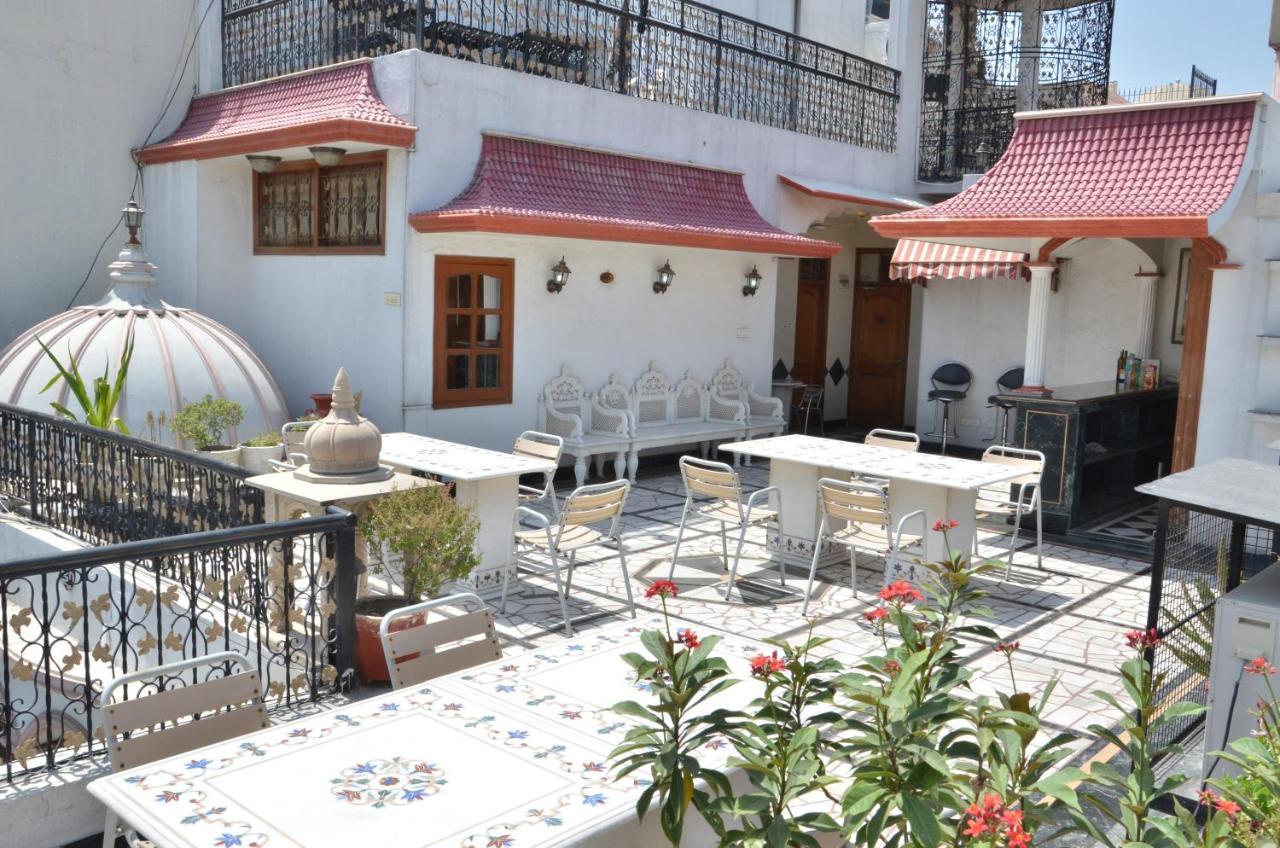 Bajaj Indian Home Stay New Delhi Eksteriør billede