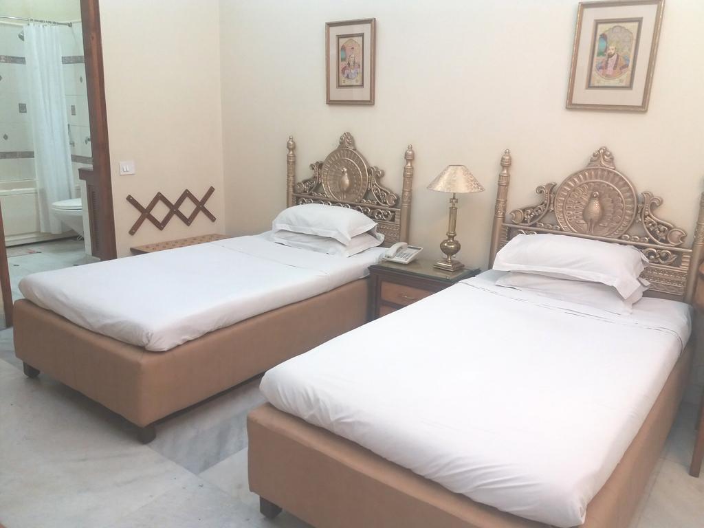 Bajaj Indian Home Stay New Delhi Eksteriør billede
