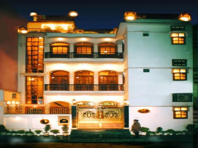 Bajaj Indian Home Stay New Delhi Eksteriør billede